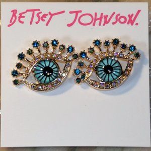 FUN! Don't you just LOVE Betsey Johnson? Enjoy your own style.